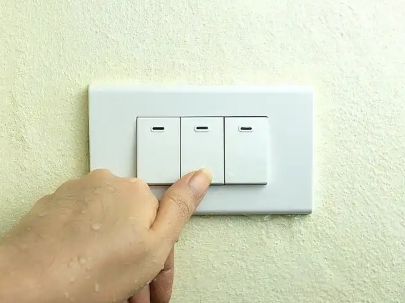 暑假用電安全指南｜家長一定要告訴孩子！以防萬一！